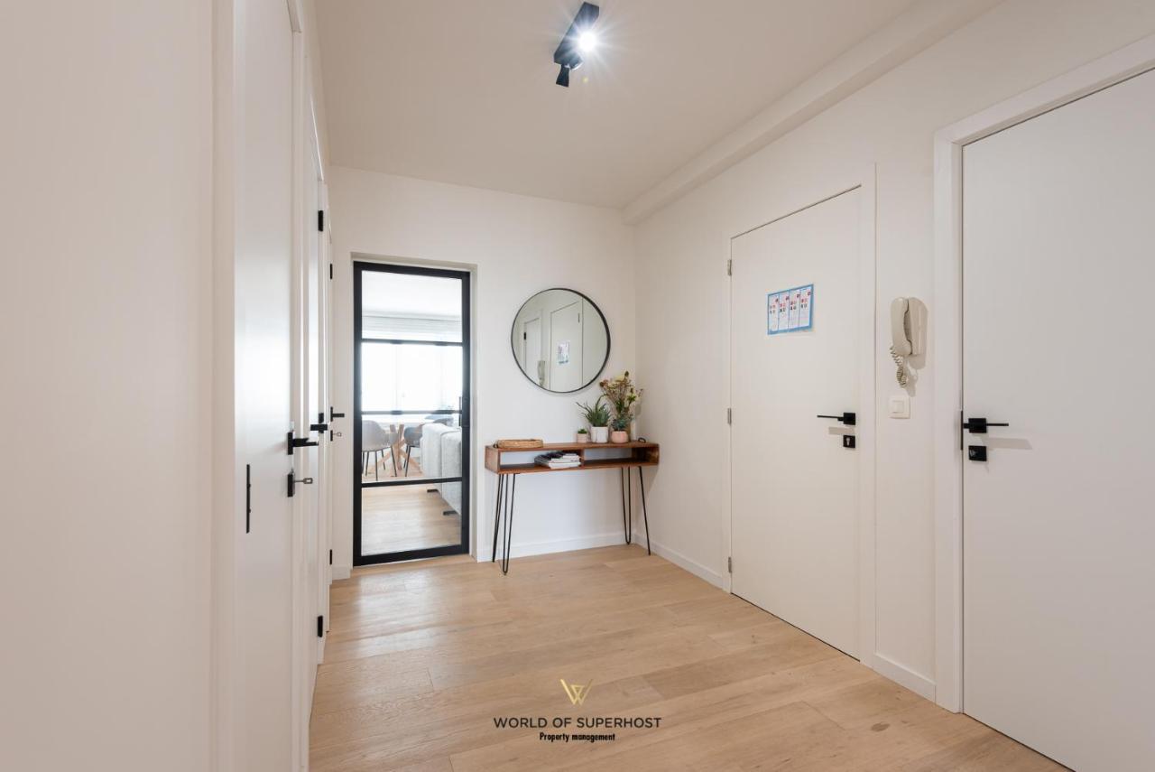 Nice Bright Apartment Near The Sea And The Marina Остенде Екстериор снимка