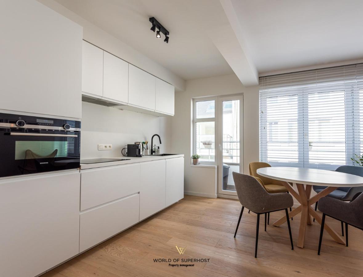 Nice Bright Apartment Near The Sea And The Marina Остенде Екстериор снимка